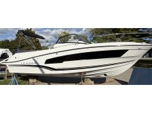 Jeanneau TH33 Preview image