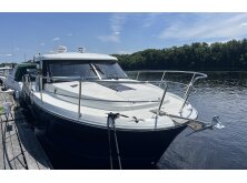 Jeanneau TH33 Preview image