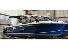 Jeanneau TH33 Preview image