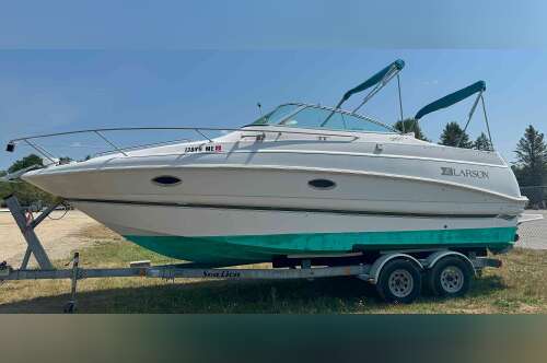 1996 Larson 260 Cabrio 927 in hampden ME