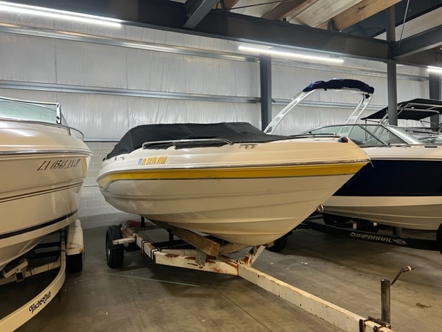 2003 Chaparral 210 SSi 246 in okoboji IA
