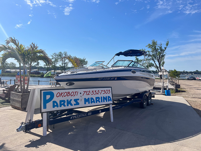 2005 Crownline 266 in okoboji IA