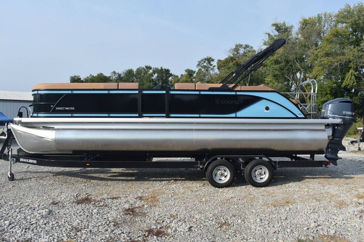 2026 Godfrey Sweetwater 2486 SFL Tritoon in smithville MO