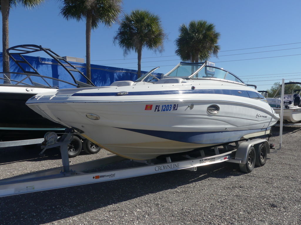 2017 Crownline E4 XS in lake placid FL
