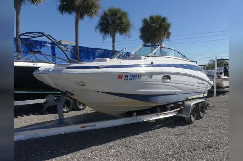 2017 Crownline E4 XS in lake placid FL