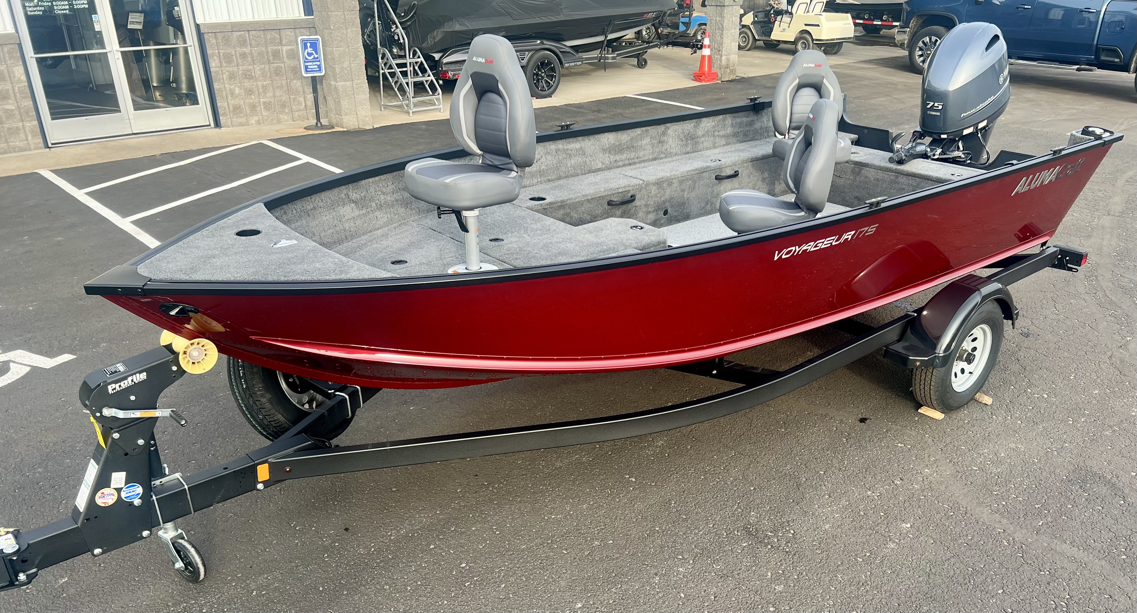 2026 Alumacraft Voyageur 175 Tiller in new richmond WI