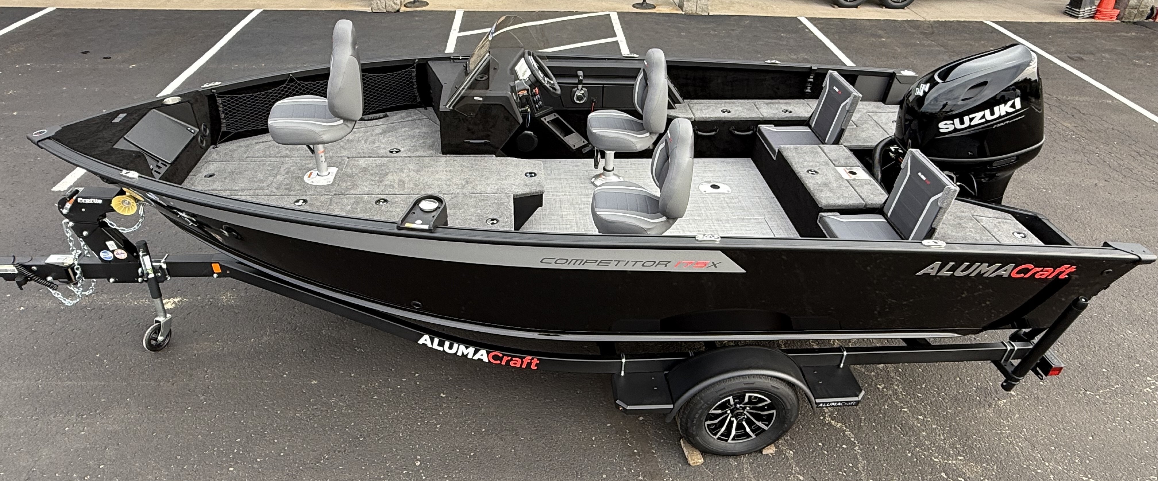 2026 Alumacraft Competitor 175X CS SHADOW 185 SC in new richmond WI