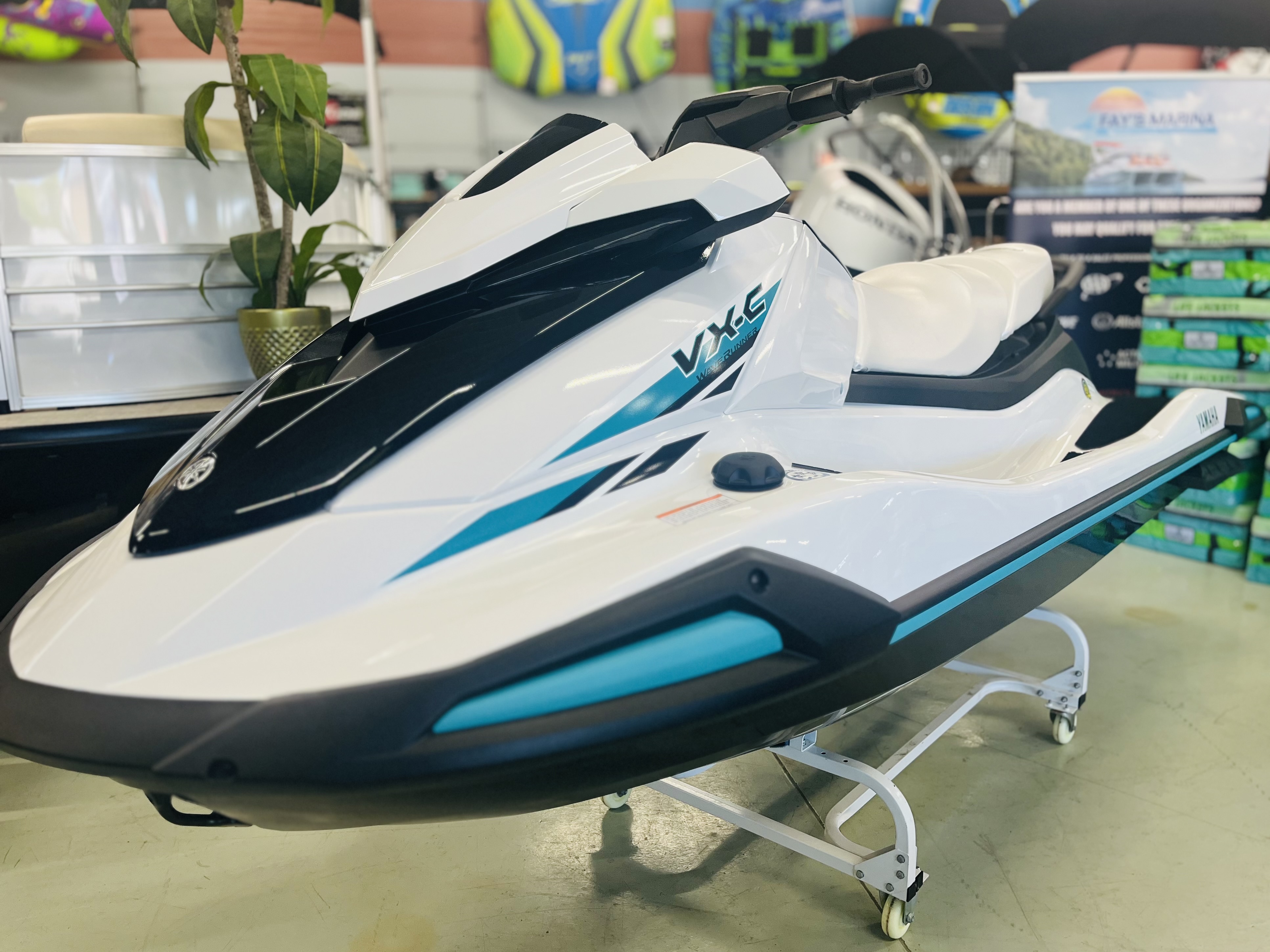 2025 Yamaha Waverunner VX-C VX1050G-B NAN in la porte IN