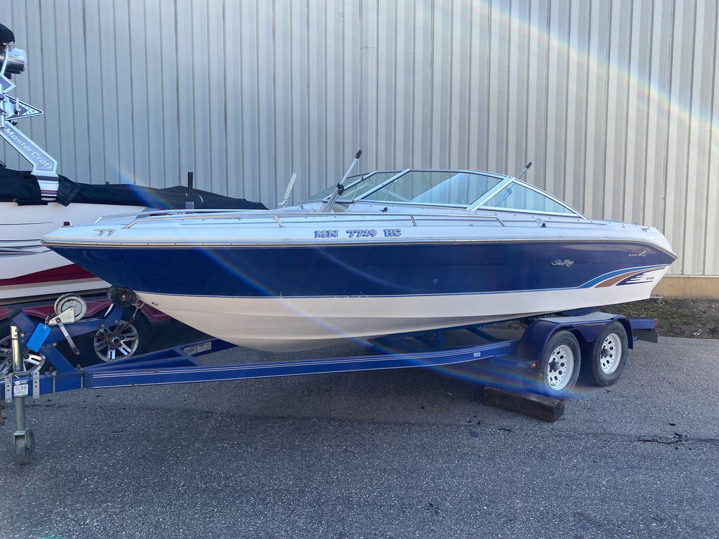 1996 Sea Ray 210BR in rochester MN