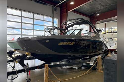 2025 Yamaha Boats 222XE in rochester MN