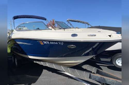 2007 Sea Ray 230 Select in wayzata MN