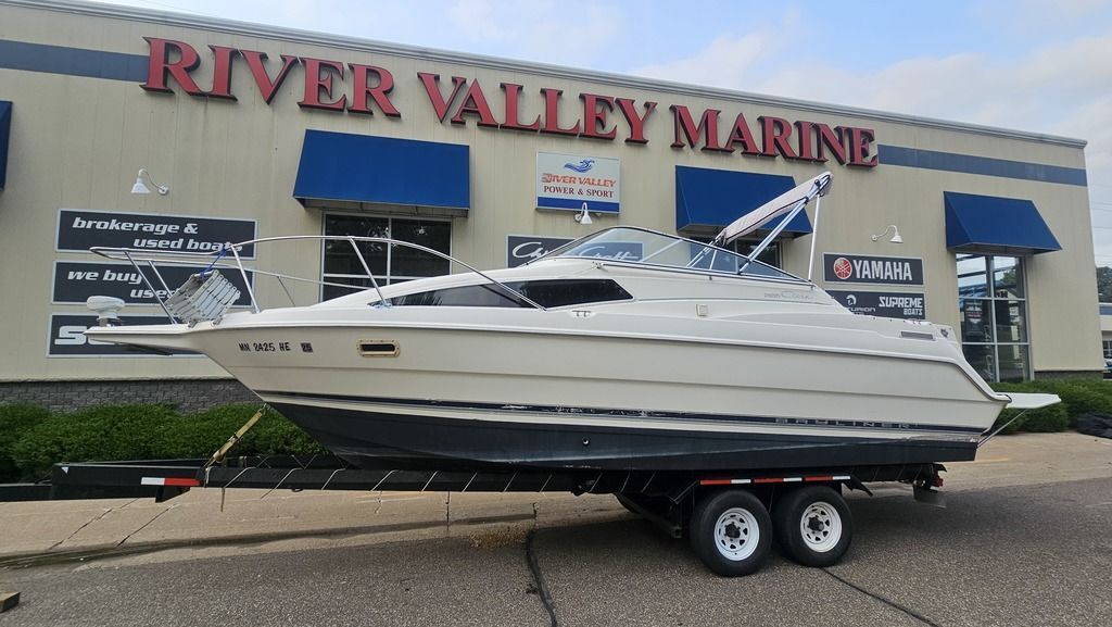 1998 Bayliner 2655 Ciera in red wing MN
