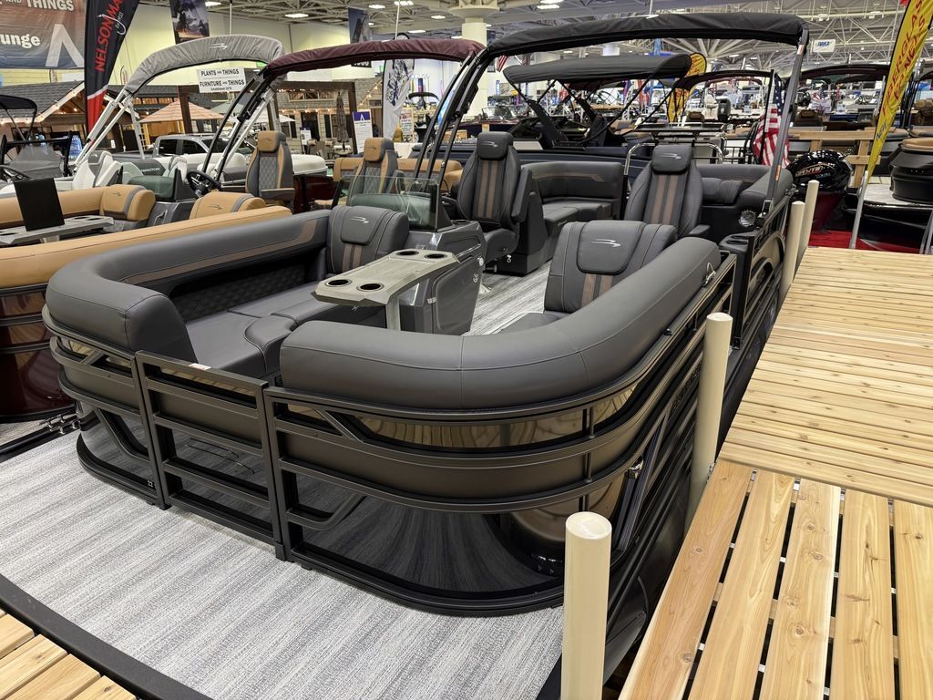 2026 Bennington S Quad Bench 22 SSR Tritoon in rochester MN