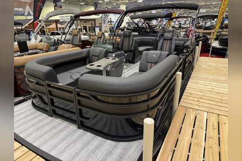 2026 Bennington S Quad Bench 22 SSR Tritoon in rochester MN
