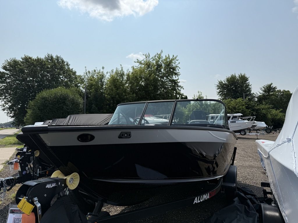 2025 Alumacraft Trophy 205X Sport in red wing MN