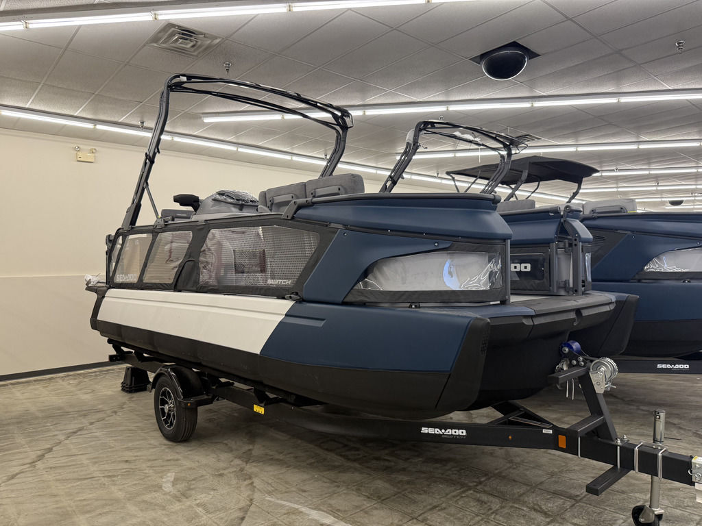 2025 Sea-Doo Switch Cruise 21 - 230 hp Painted in red wing MN