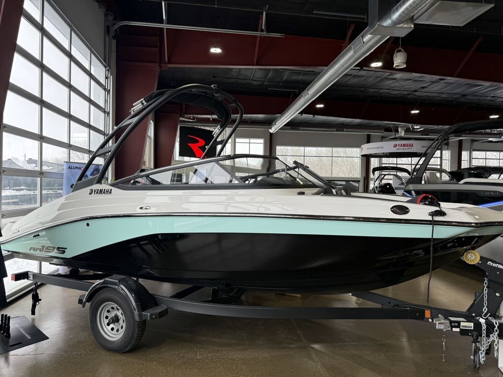 2026 Yamaha Boats AR195 in red wing MN