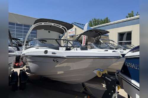 2026 Yamaha Boats 195S in red wing MN