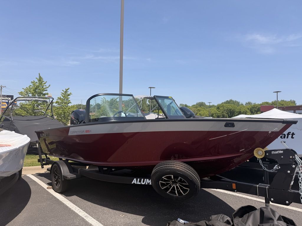 2026 Alumacraft Competitor 185X Sport SHADOW 185 SC in red wing MN