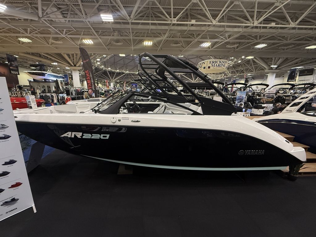 2026 Yamaha Boats AR220 in wayzata MN