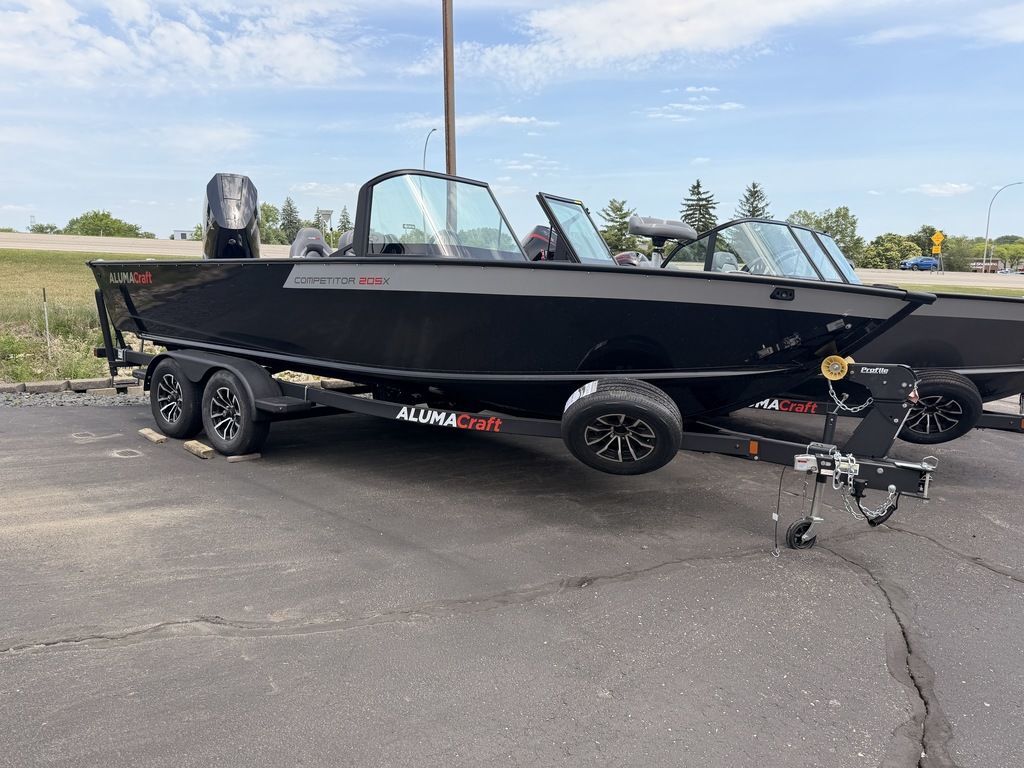2026 Alumacraft Competitor 205X Sport SHADOW 185 SC in red wing MN