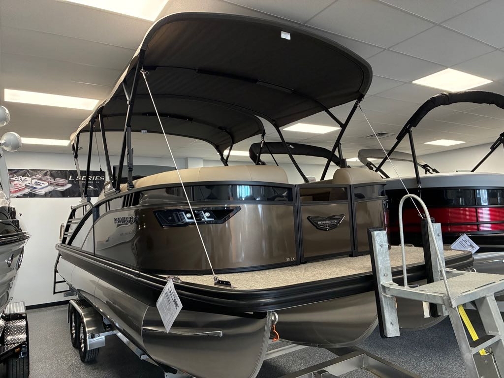 2026 Bennington 23 LX Swingback in graford TX
