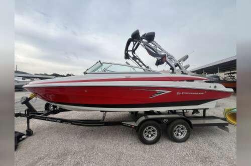 2022 Crownline 240 SS SURF in graford TX