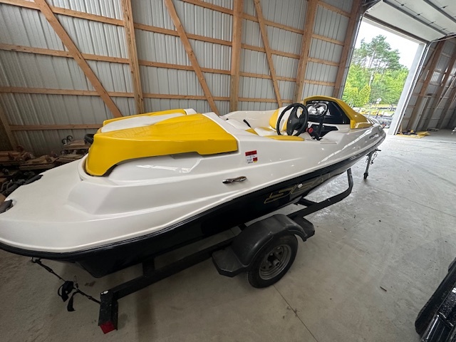 2011 Sea-Doo 150 Speedster - Injected Engines 200 in roaming shores OH