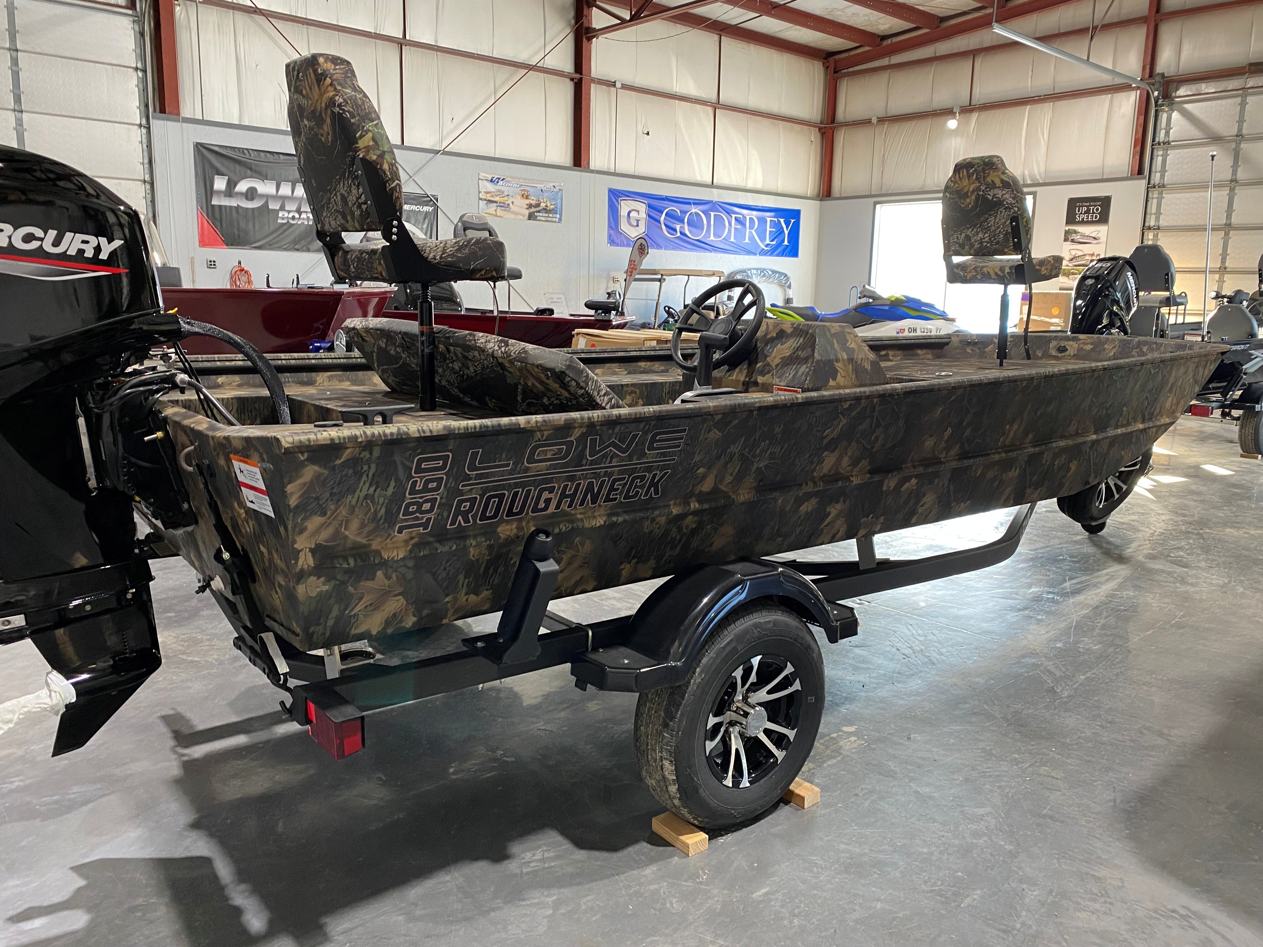 2025 Lowe Roughneck Center Console RX1860 CC in roaming shores OH