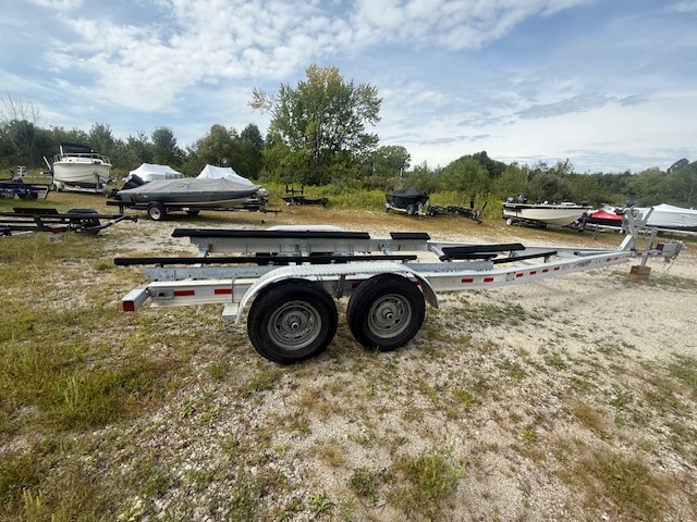 2022 Loadrite LR-AB28T10000102TB2 Boat Trailer boat