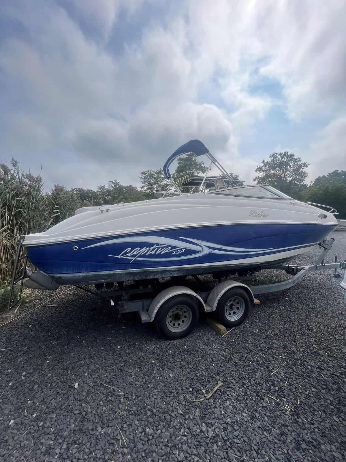 2006 Rinker Captiva 232 in flanders NY