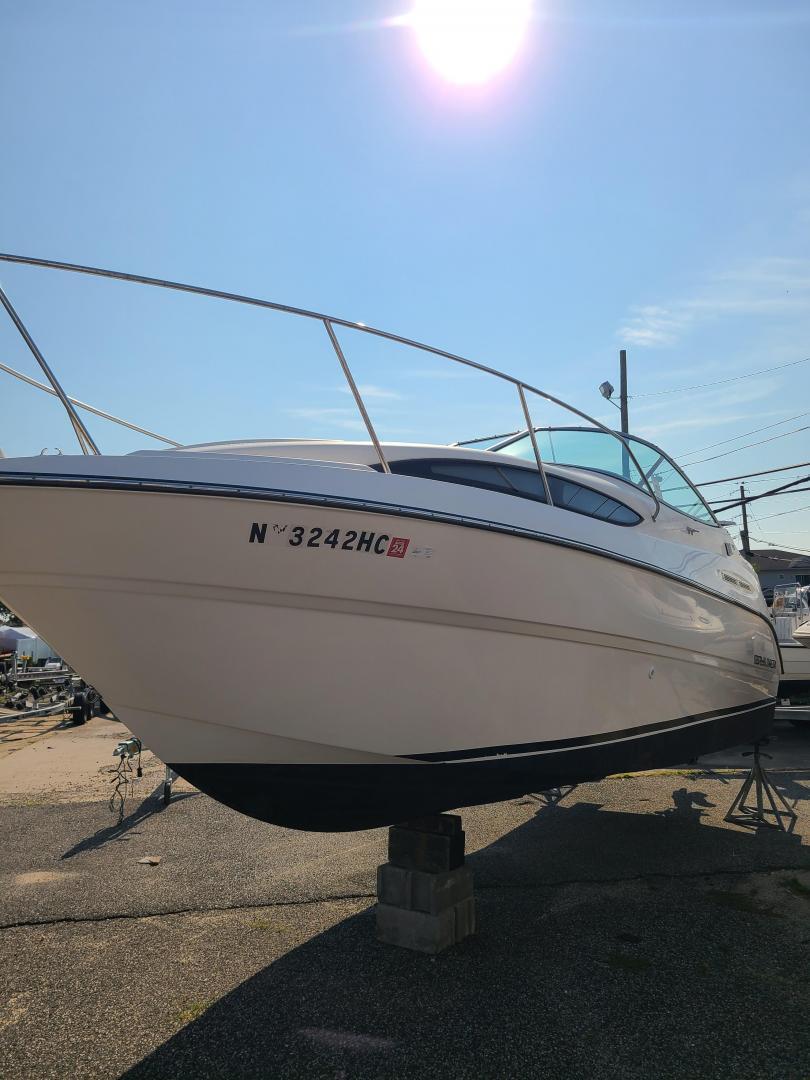 2013 Bayliner 245 in lindenhurst NY
