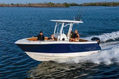 2026 Robalo R230 NAN in lindenhurst NY