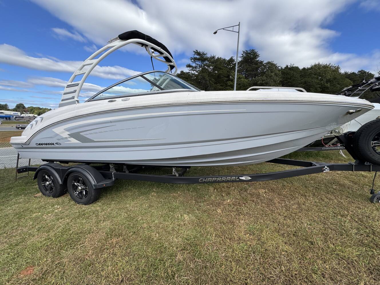 A photo of this 2025 Chaparral 23 SSi