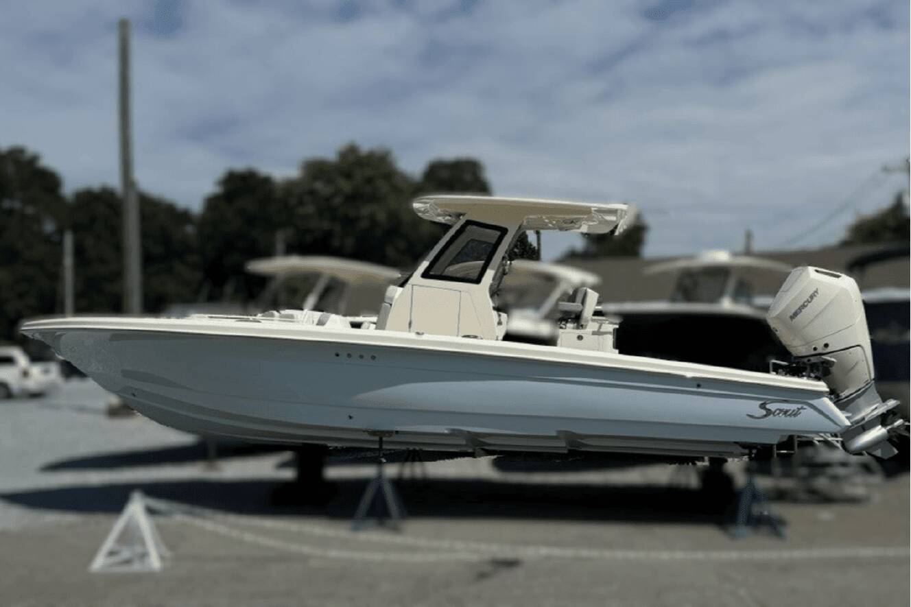 A photo of this 2025 Scout 281 XSS