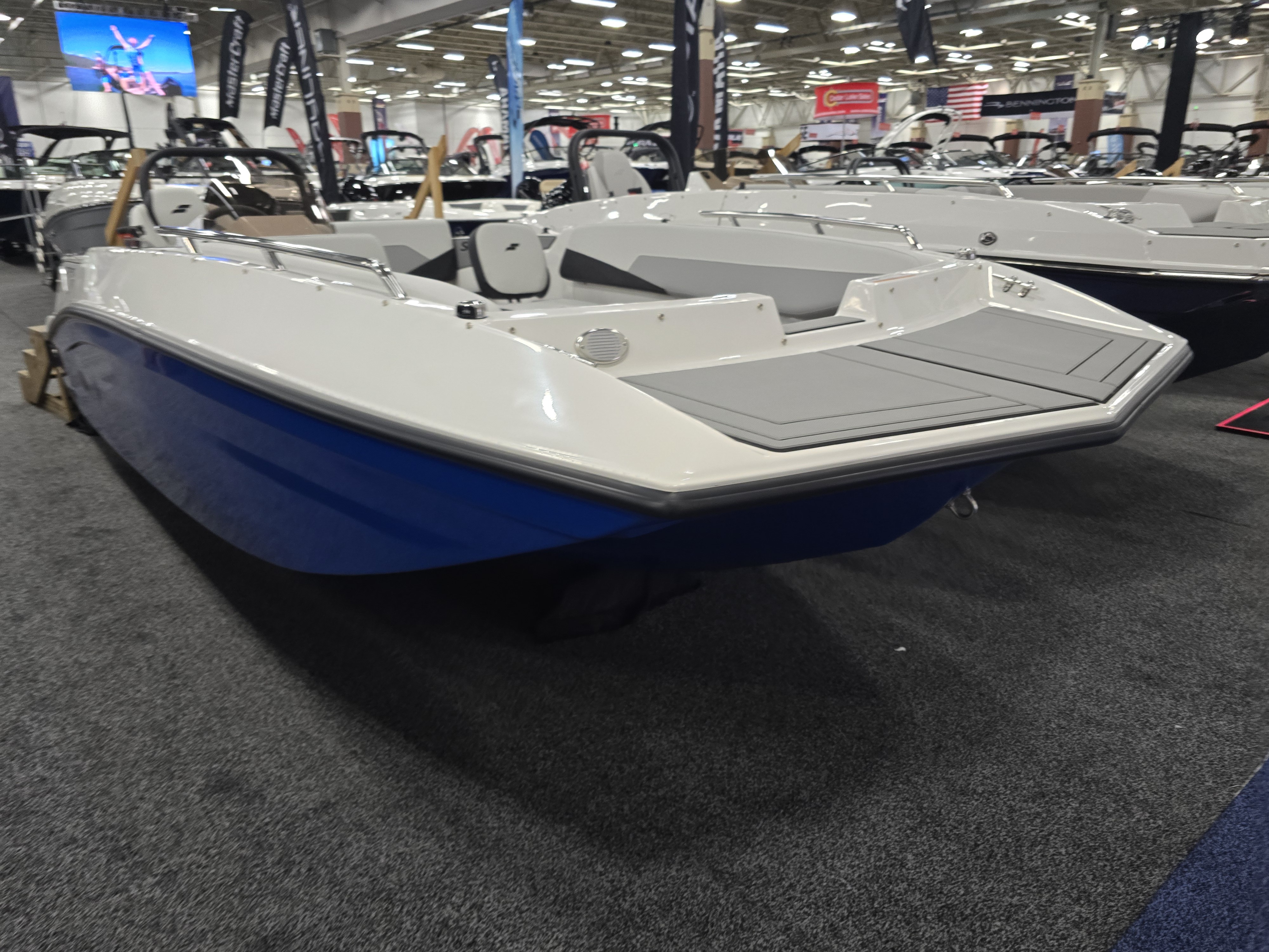 2026 Starcraft SV 18 OB 16 in pewaukee WI