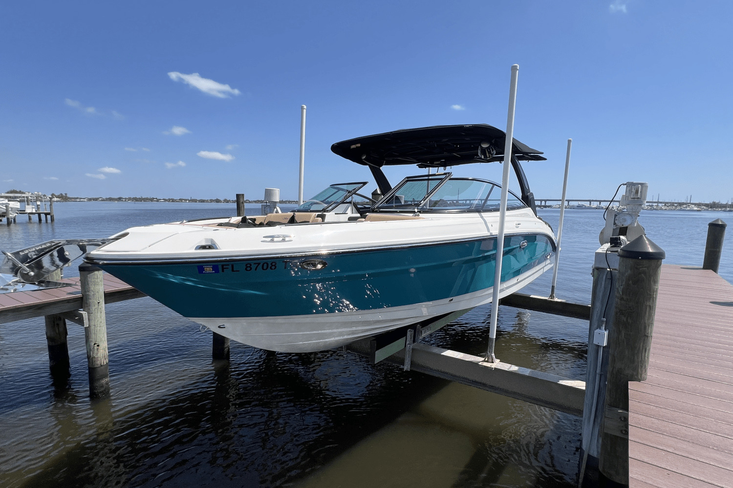 2024 Sea Ray 280 SLX OUTBOARD W 230 in stuart FL