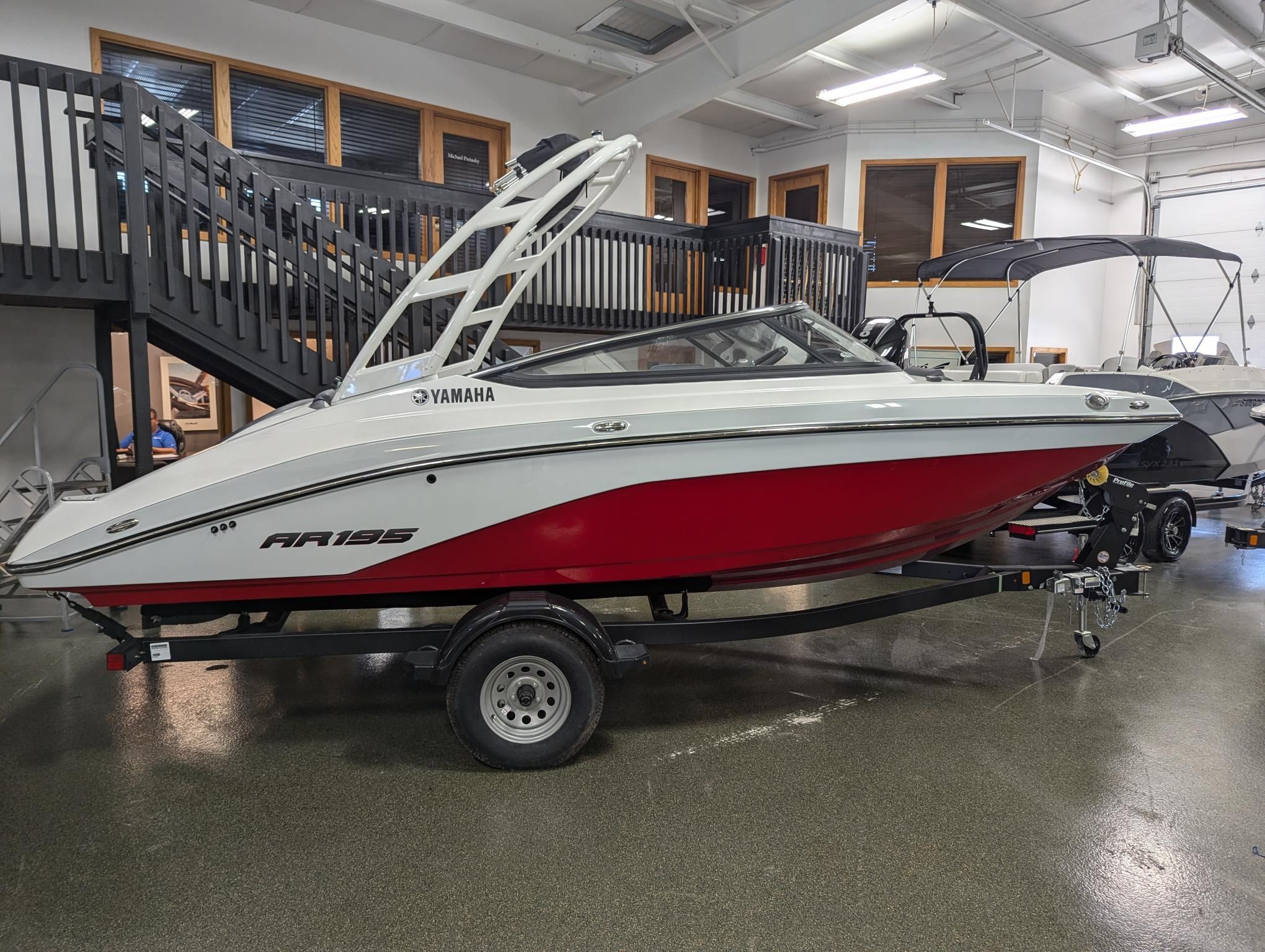 2024 Yamaha 195AR 250 in madison WI