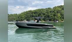 2024 Aviara AV32 Runabout Boat boat