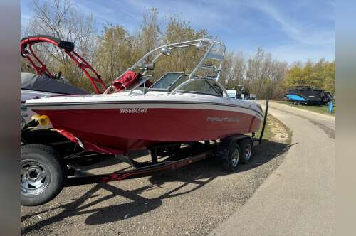 2005 Nautique 211 LTD in madison WI