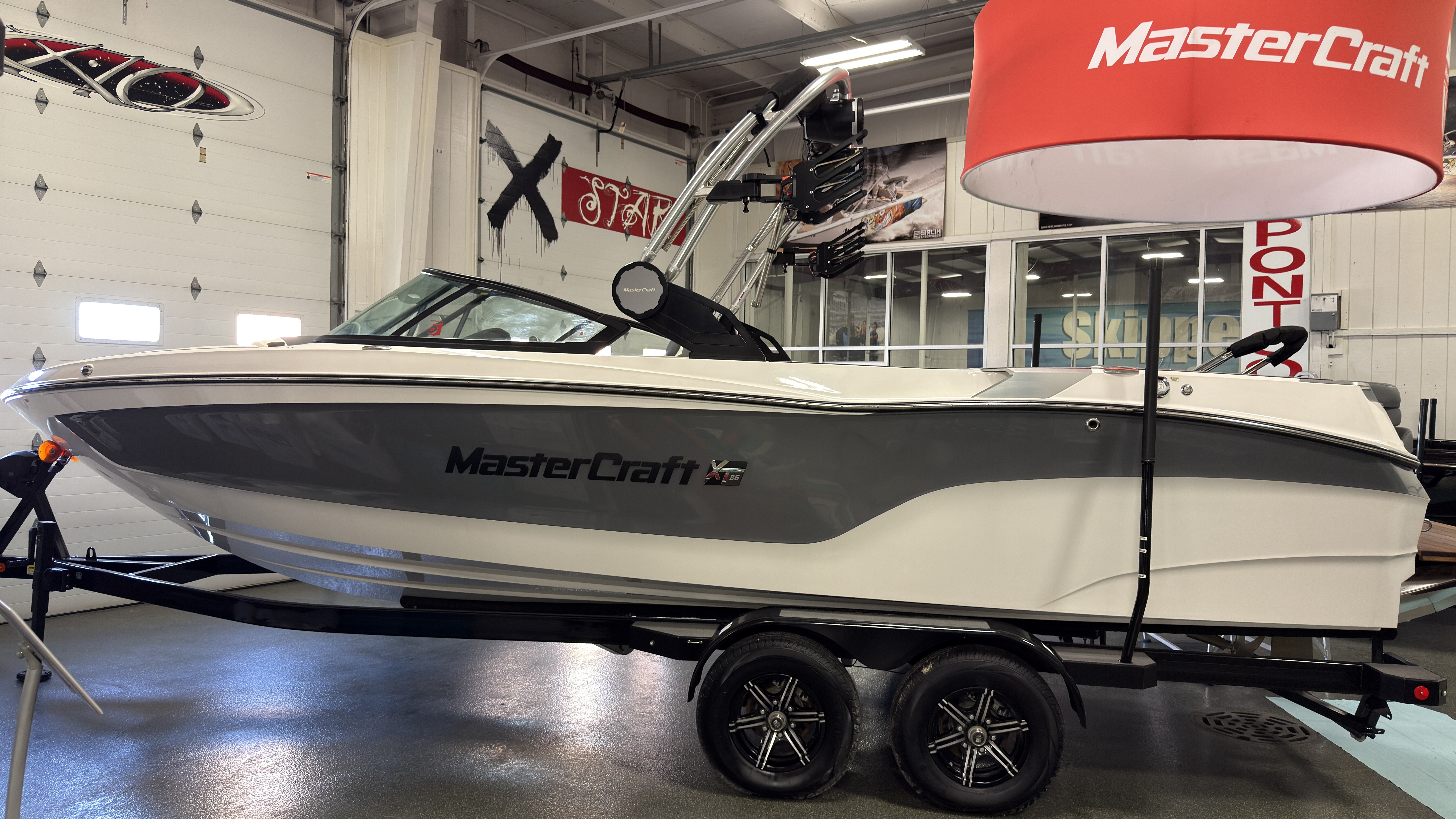 2024 Mastercraft XT25 Ski and Wakeboard Boat boat
