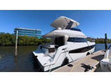 Aquila 36 Molokai Preview image