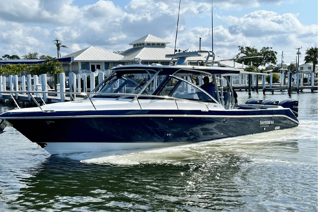 A photo of this 2019 Everglades 360LXC