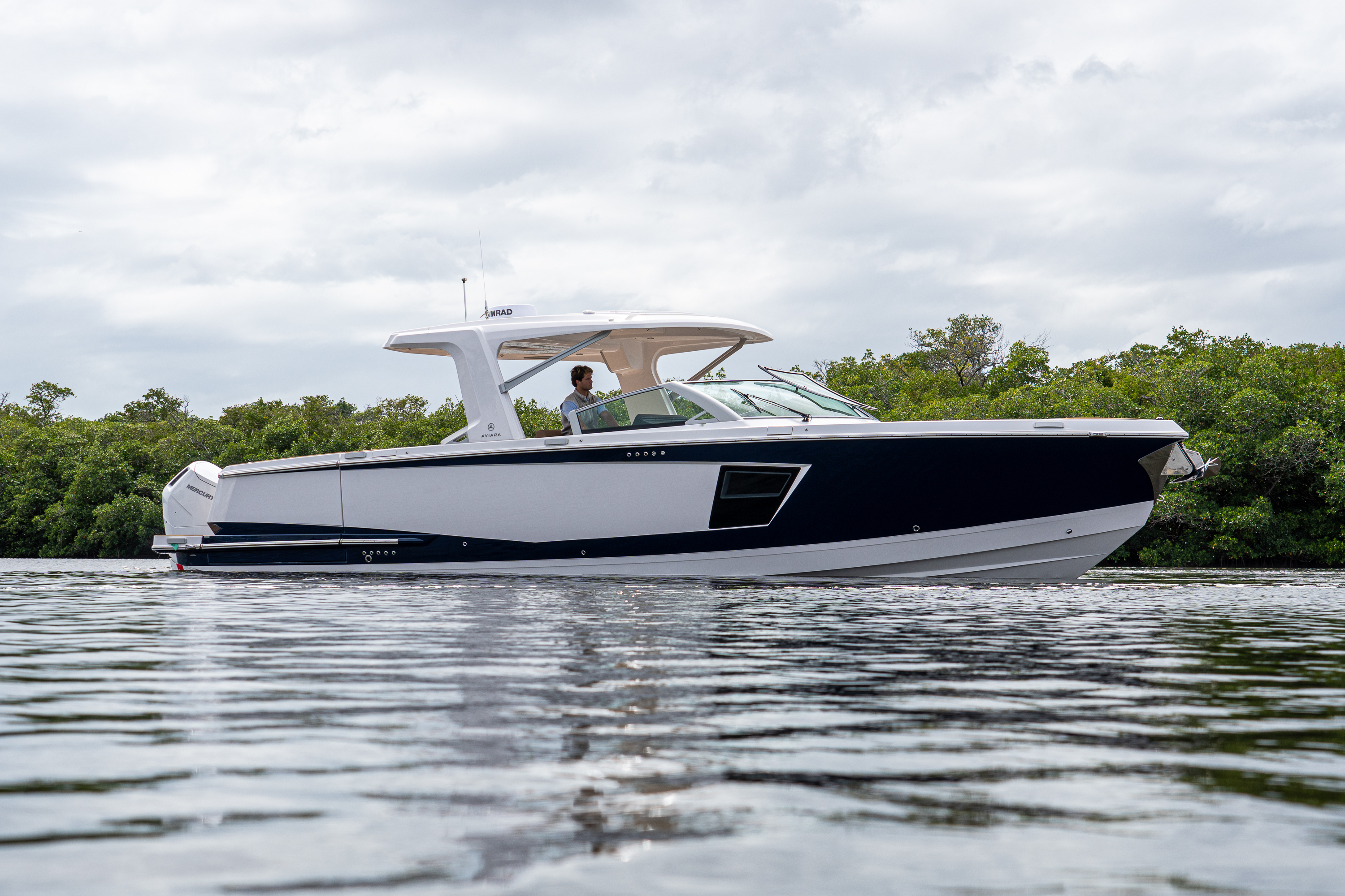 2025 Aviara AV40 Outboard in fort myers FL
