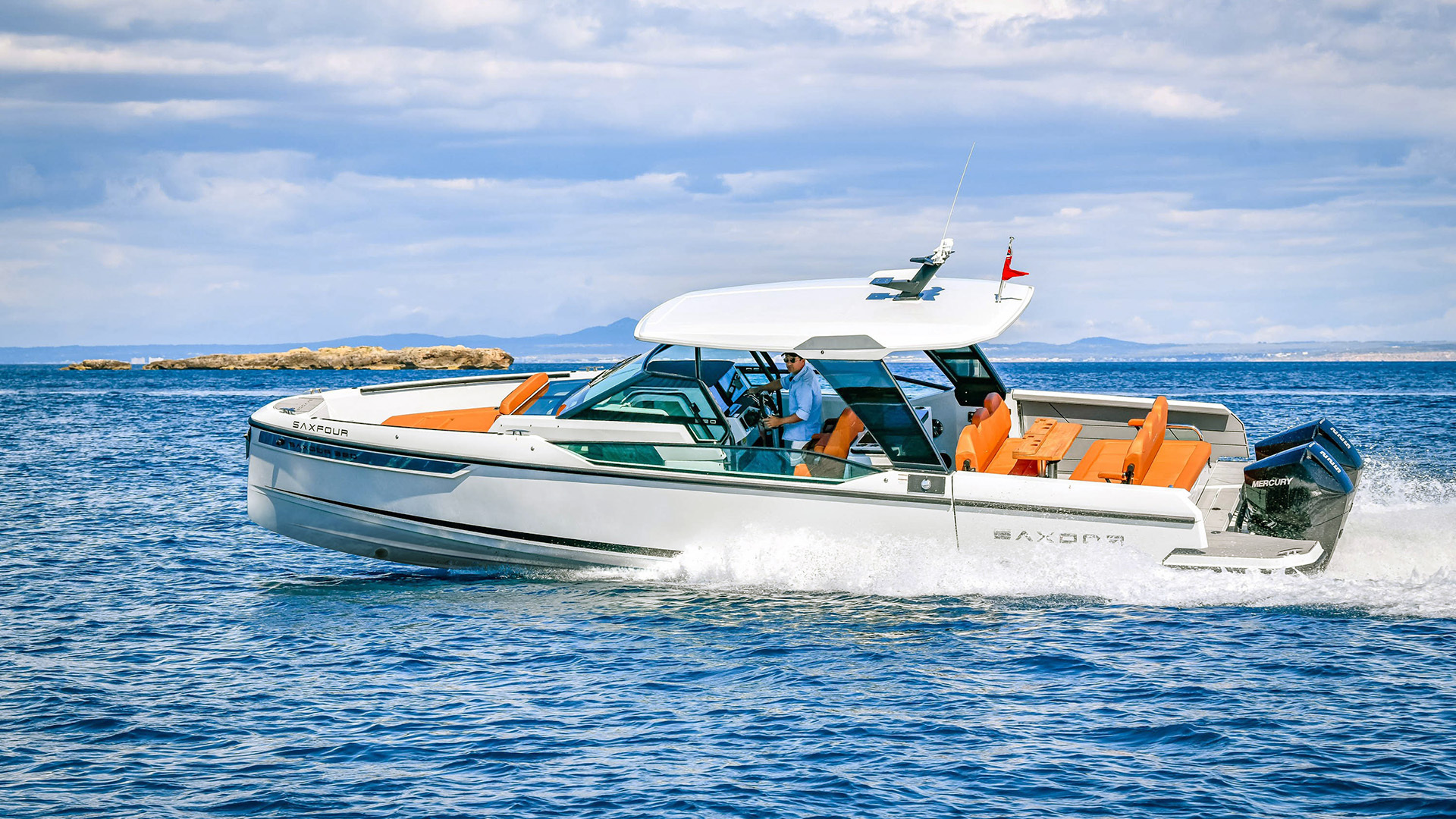 2026 Saxdor 320 GTO in sturgeon bay WI