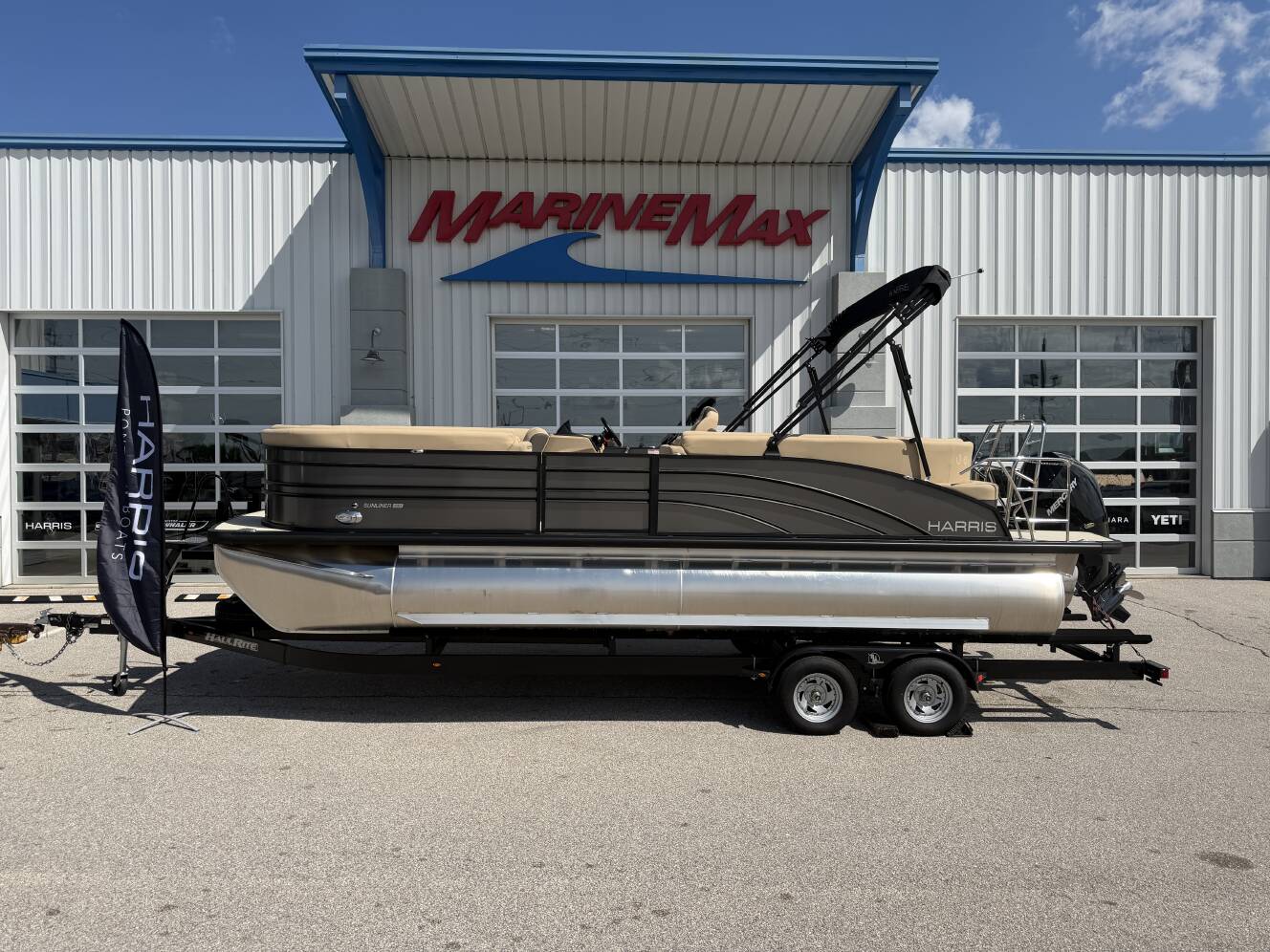 A photo of this 2025 Harris 230 Sunliner