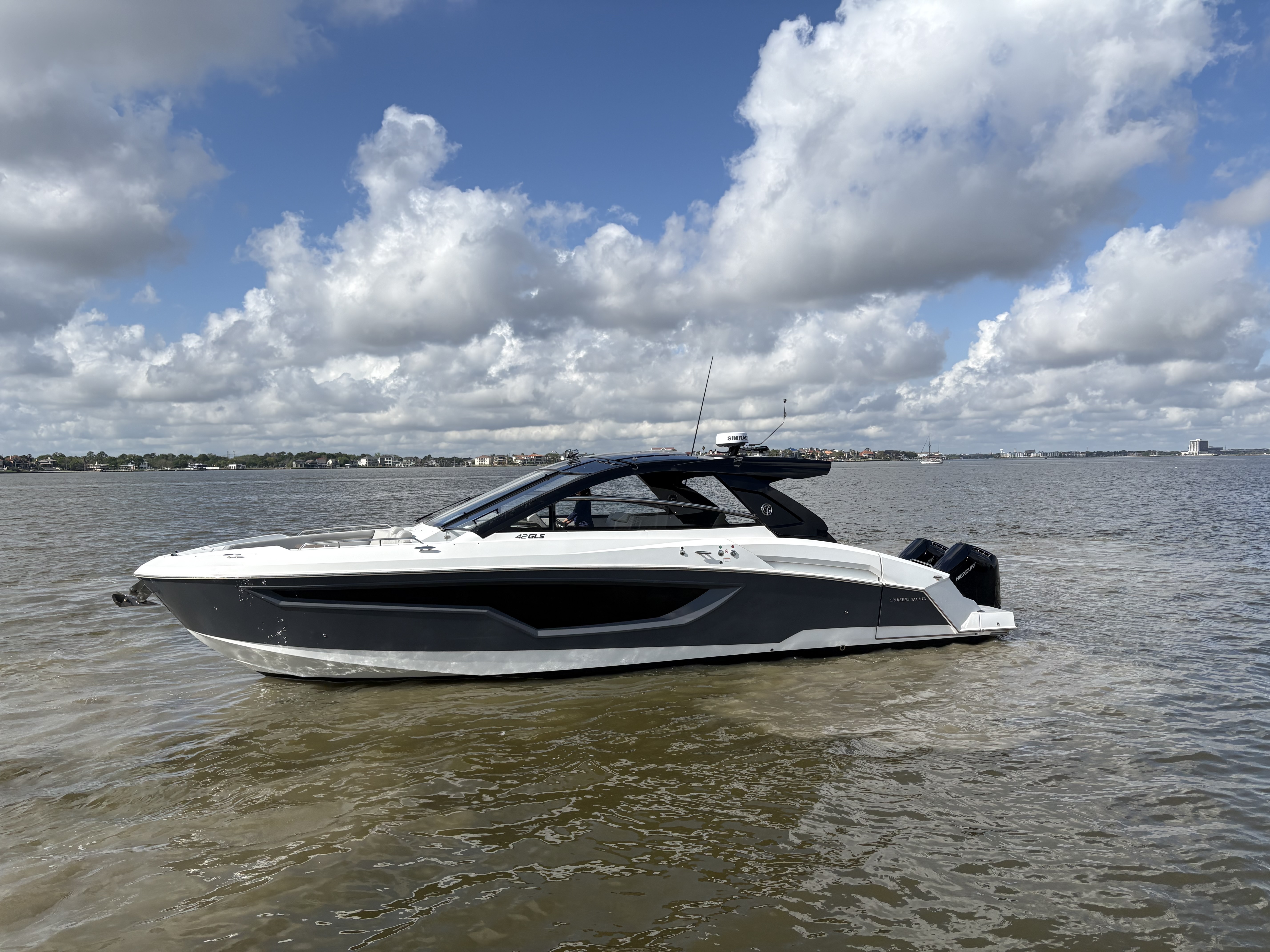 2025 Cruisers Yachts 42 GLS Outboard Express Cruiser Boat boat