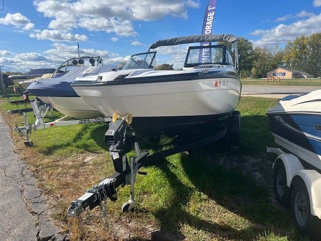 2020 Yamaha 210 SX Jet Boat boat