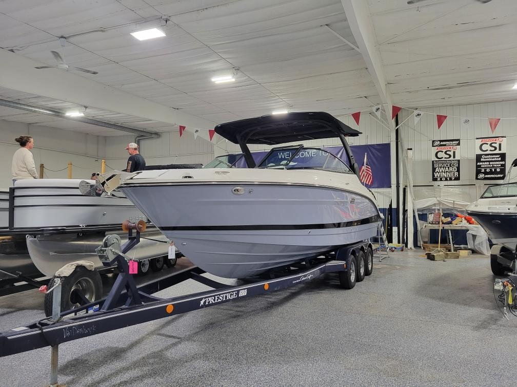 2025 Sea Ray SLX 280 in oshkosh WI
