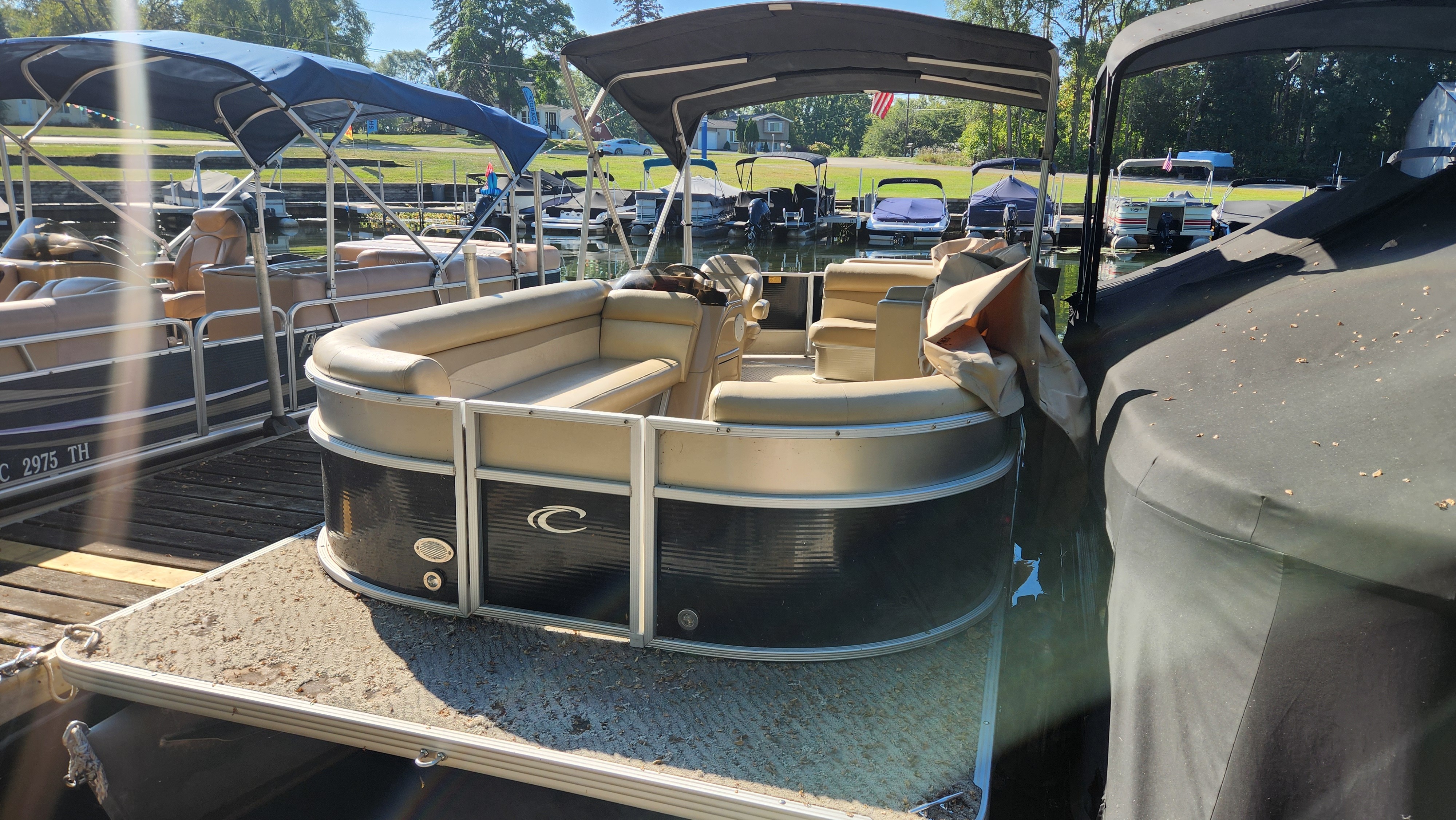 2013 Crest 220 WAVE V Pontoon Boat boat